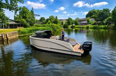 Maxima 680 Sport Lounge