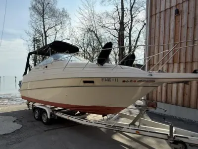 Maxum 2400 SCR