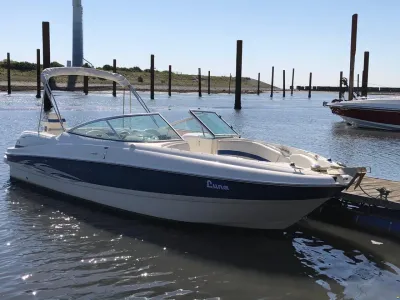 Maxum 2400 SD