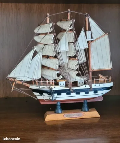 Miniature voilier