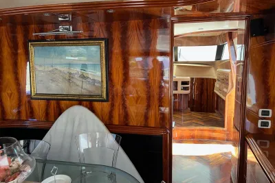 Mochi Craft 74' Dolphin 2005
