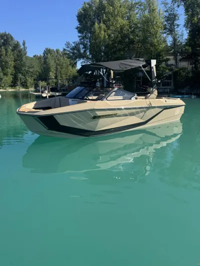 Nautique G23