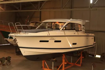 Nimbus 305 Coupe