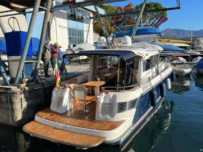 Nimbus 42 Nova Coupé