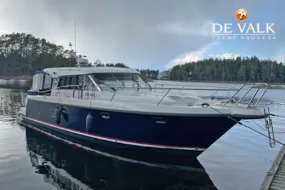 NIMBUS 42 NOVA motor yacht for sale
