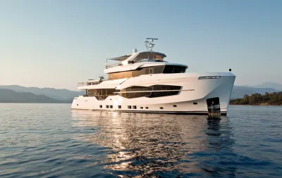 NUMARINE 32XP | Luxury Motor Yacht for Sale | C&N