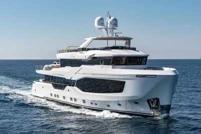 NUMARINE 37XP | Luxury Motor Yacht for Sale | C&N