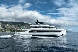 OCEAN KING DUCALE 120 118' Ocean King 2028