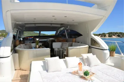 Overmarine Mangusta 72 Open