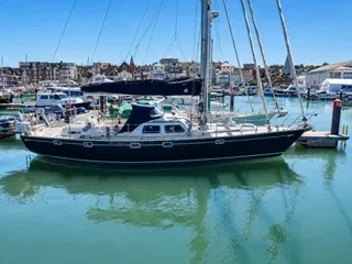 Oyster 435