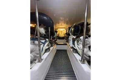 Parker 2520 Deep Vee Sport Cabin 2002