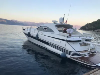 Pershing 54