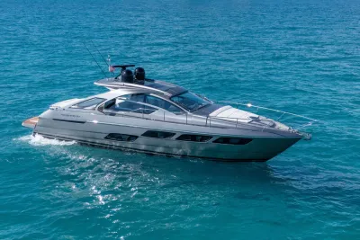 Pershing 5X 2019