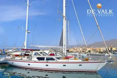 PILOTHOUSE SLOOP sailing yacht for sale
