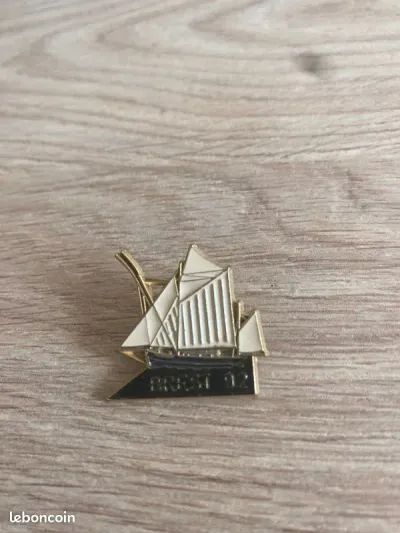 Pin’s voilier BREST 92