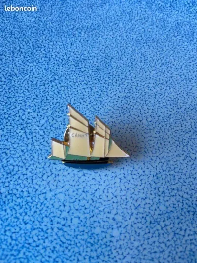 Pin’s voilier