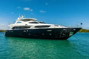PRECIOSO 112' Sunseeker 2011