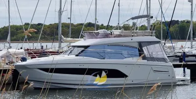 Prestige 420 Fly