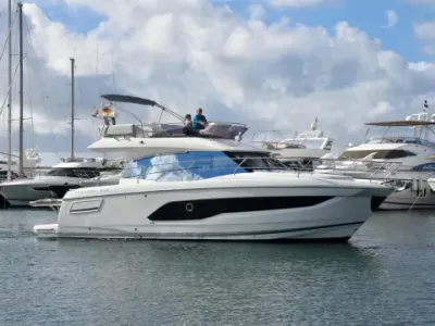 Prestige 420 Fly