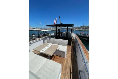 Prestige 560 2017
