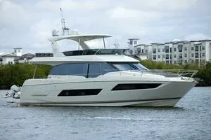 Prestige Worldwide 68' Prestige 2018