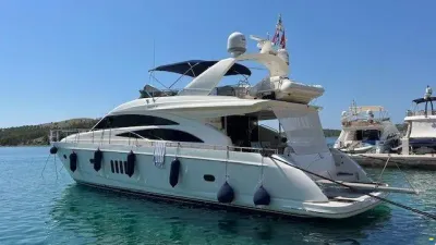 Princess 67