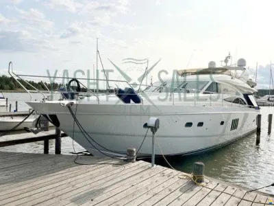 Princess 67 Fly