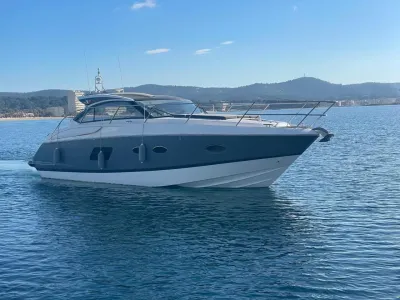 Princess V39 Cruiser