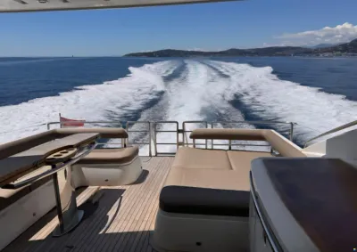 Princess V65