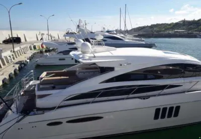 Princess V65