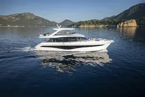 Princess Y80 80' Princess 2026