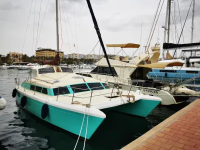 Prout Snowgoose 37
