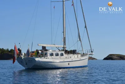 PUFFIN 42 sailing yacht for sale