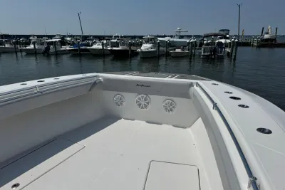 Pursuit C 310 Center Console 2012