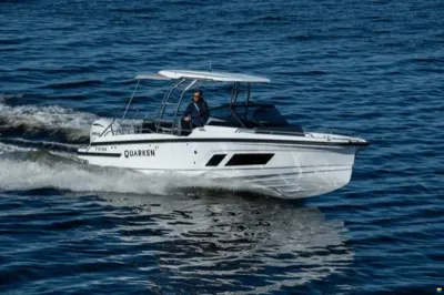 Quarken 27 T-top