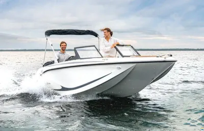 Quicksilver 525 AXESS / Mercury 80cv prêt à naviguer