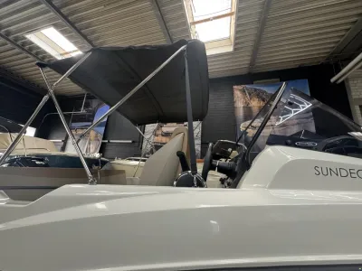 Quicksilver 605 Sundeck | 100 PS | inkl. Trailer |