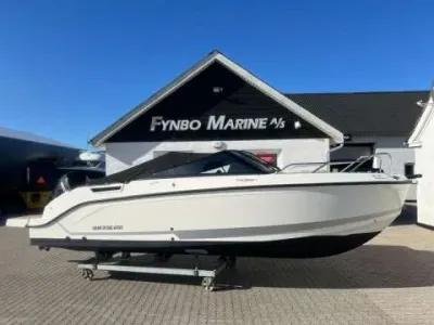 Quicksilver 675 Cruiser, Mercury F175 V6 DTS