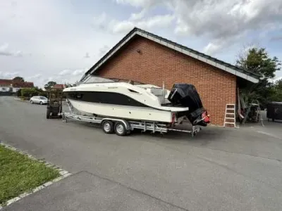 Quicksilver 805 Cruiser mit 2x Mercury F200XL V6