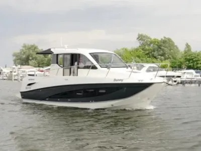 Quicksilver 905 Weekend