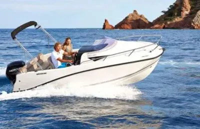 Quicksilver Activ 505 Cabin (Lagerboot) *HOT SUMMER