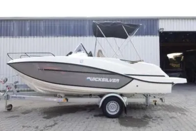 Quicksilver Activ 555 Open & Trailer (auf Lager)