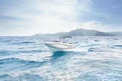 Quicksilver Activ 605 Sundeck
