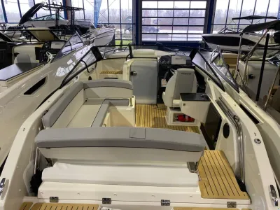 Quicksilver ACTIV 675 CRUISER