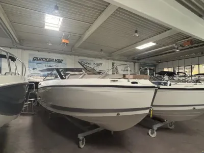 Quicksilver Activ 675 Cruiser