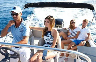 Quicksilver ACTIV 755 SUNDECK