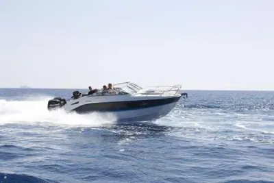 Quicksilver ACTIV 805 CRUISER