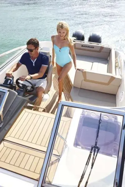 Quicksilver Activ 805 Cruiser mit 250PS