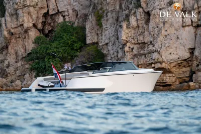 REBORN 40 R CABIN motor yacht for sale