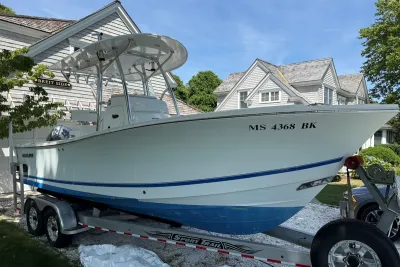 Regulator 23 Center Console 2014
